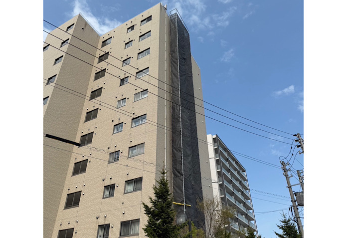 北区　マンション　足場架払工事