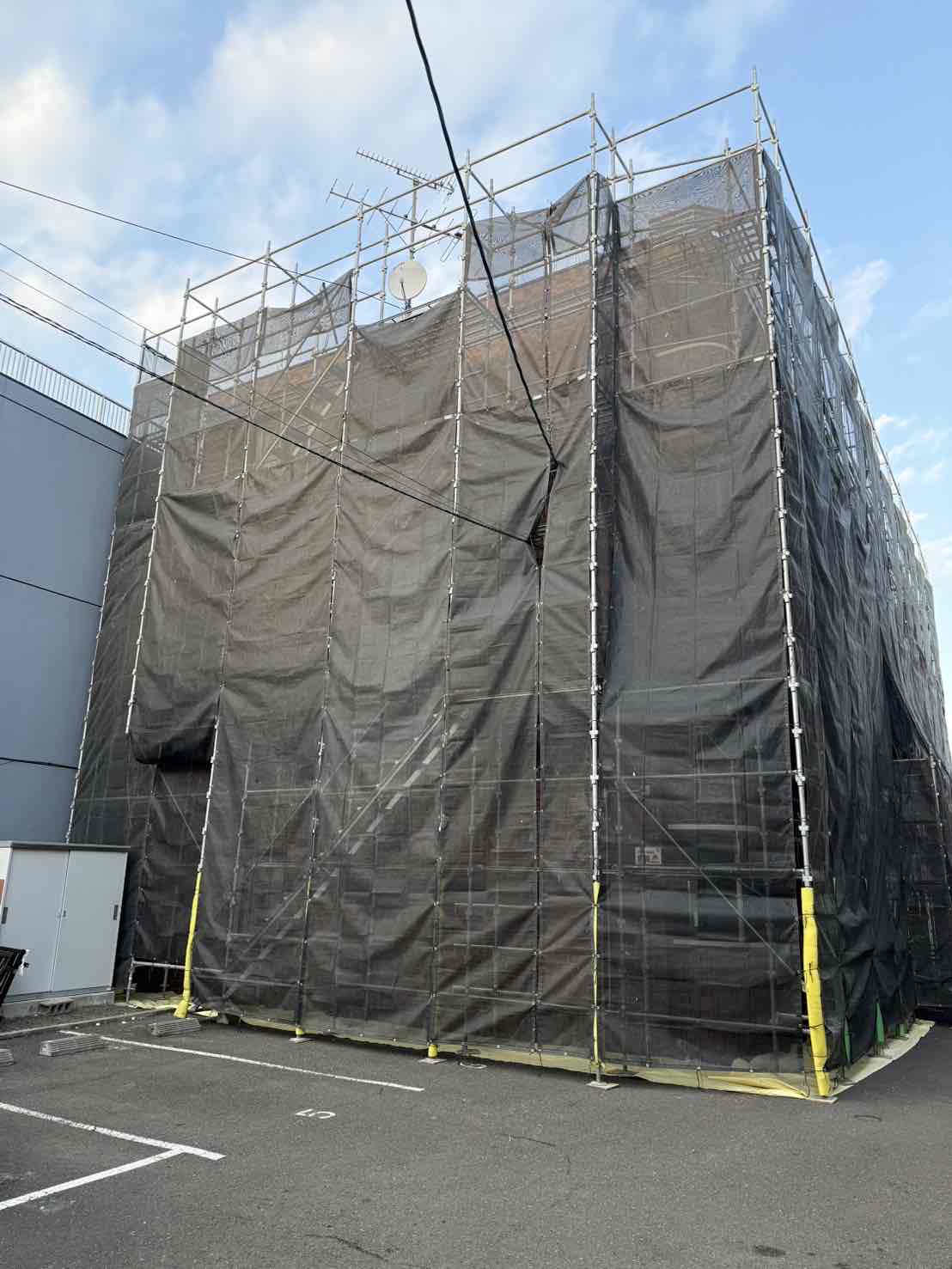 白石区　アパート　足場架払工事